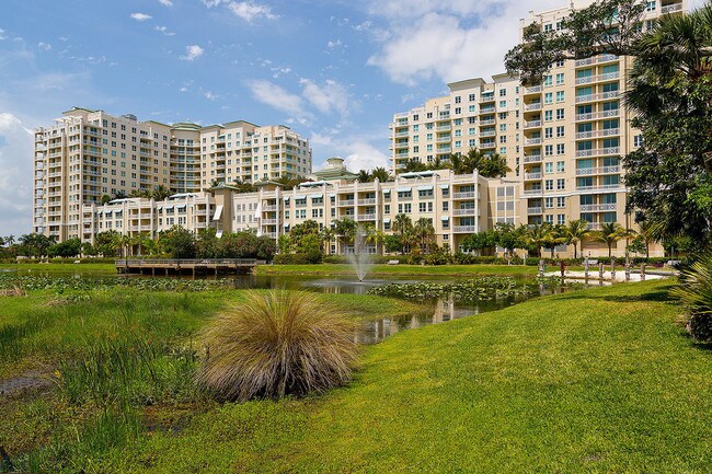 Foto del edificio - 350 N Federal Highway 805