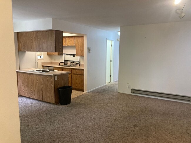 Building Photo - Charming 2 bed 2 bath condo near Fort Lewi...