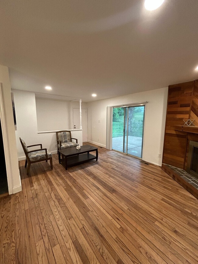 Building Photo - 11915 Brampton Hunt Rd