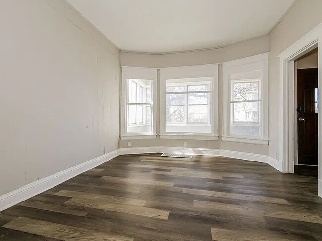 Building Photo - 2902 Bristol St