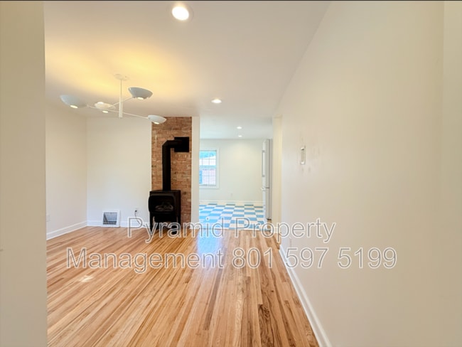 Foto del edificio - 262 Browning Ave