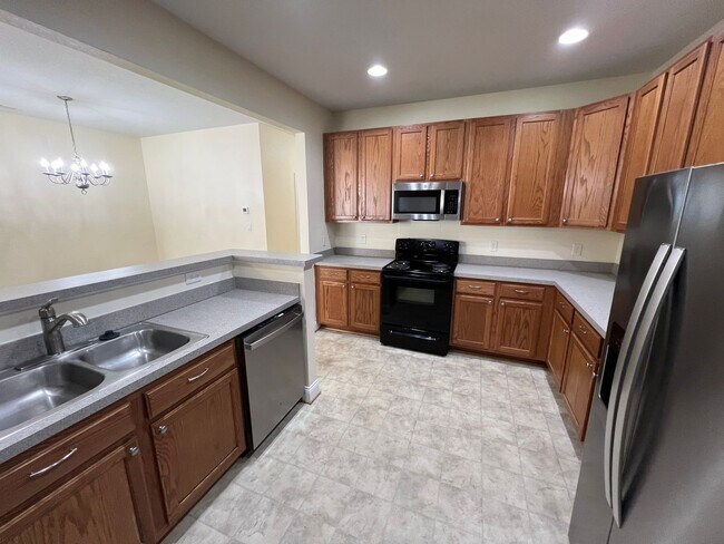 Foto del edificio - 940 Sugar Oak Dr