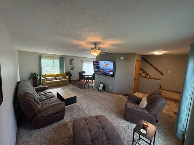 Foto del edificio - 4 Bedroom West Lafayette Home!