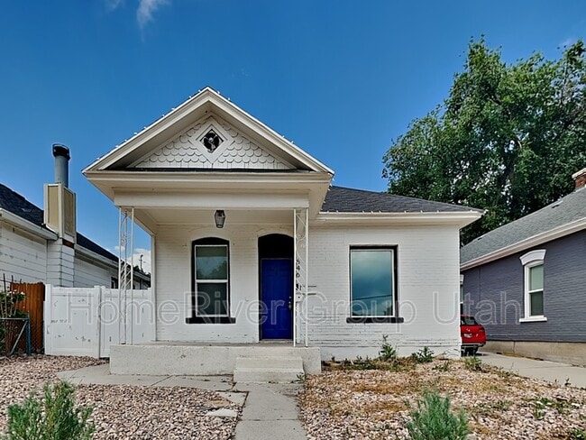 Building Photo - 646 S 1000 W