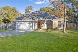 Building Photo - 9524 Pointe Aux Chenes Rd