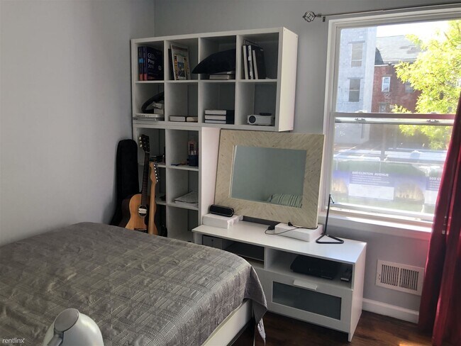 Building Photo - 3 br, 2 bath  - 503 Clinton Ave