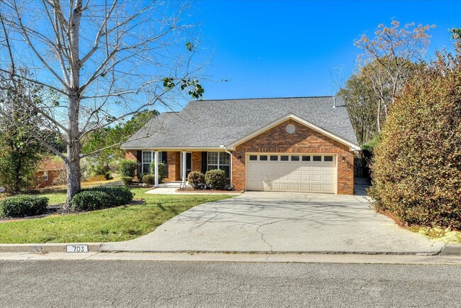 Foto del edificio - 703 Cannock Loop