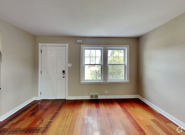 Building Photo - 2025 N 75th Ct