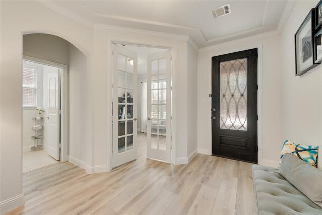 Foto del edificio - 3205 Knoll Pines Rd