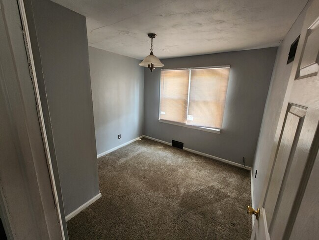 Foto del edificio - 611 Euclid St