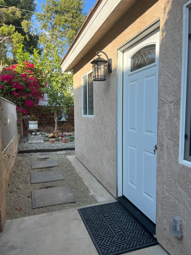 863 Woodcrest Ave, Brea, CA 92821 House Rental in Brea, CA
