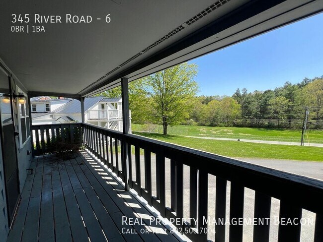 Foto del edificio - 345 River Rd