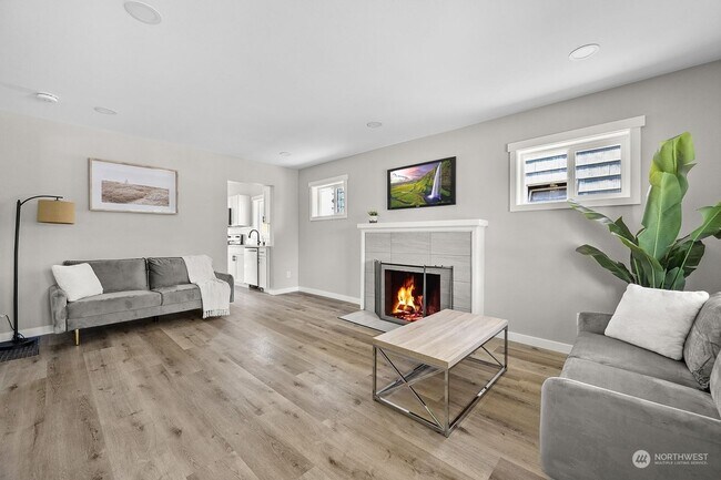 Foto del edificio - Updated South Tacoma Craftsman
