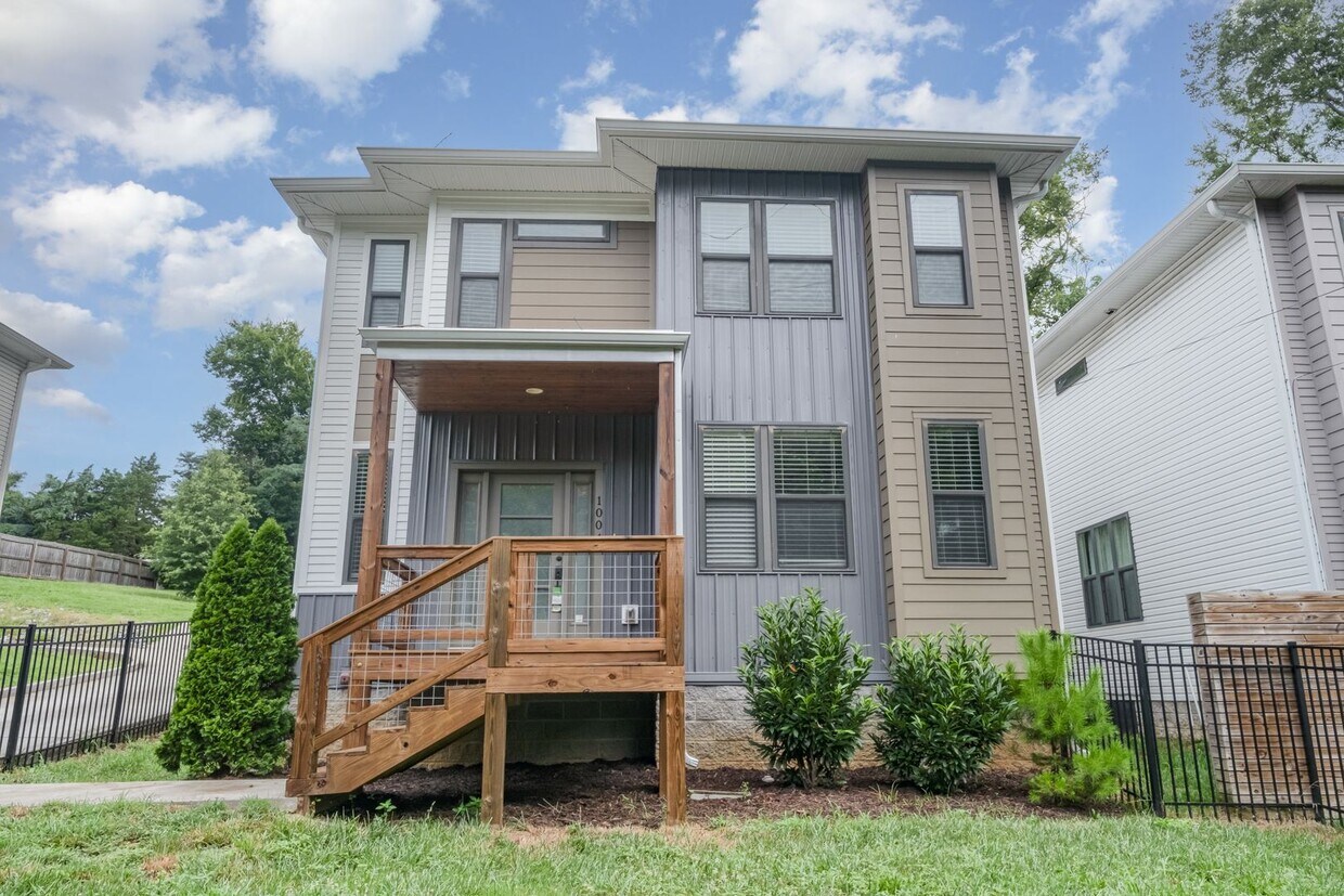 Photo - 1004 Antioch Pike, Nashville, TN 37211 | 3 Bed | 2.5 Bath | 2,086 Sq Ft | Available Now