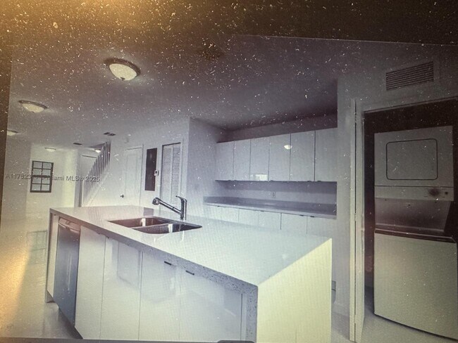 Photo - 1233 NW 9th Ave Townhome