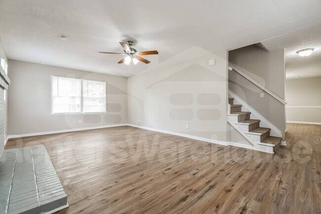 Building Photo - Grand Manor in Stone Mountain  $500 off 2n...