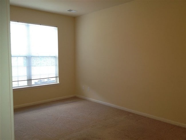 Foto del edificio - 2 br, 2 bath Condo - 23940 Northstone Vill...
