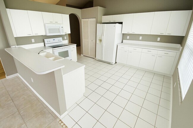 Building Photo - 7082 Davit Cir