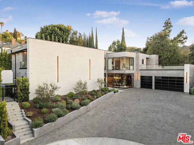 Foto del edificio - 4246 Levitt Ln