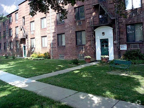 Apartments On Lucas And Hunt