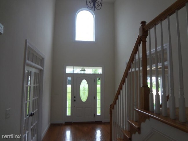Building Photo - 6 br, 6 bath House - 3007 COVE VIEW LANE