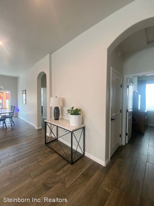 Foto del edificio - 4 br, 2 bath House - 2934 Marvin Gardens Ave.