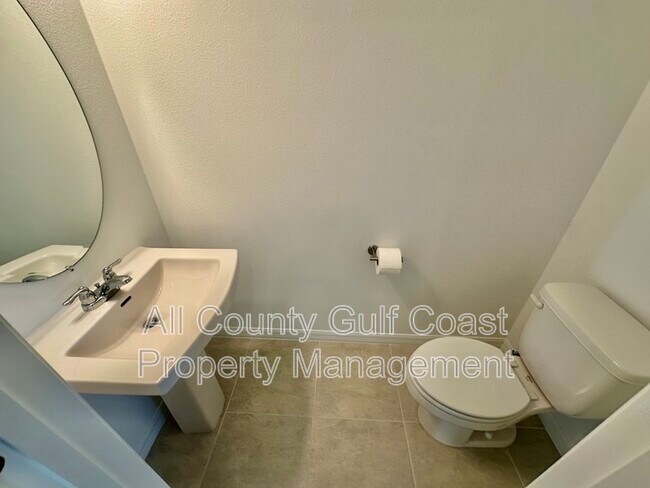 Foto del edificio - 16654 San Nicola Pl