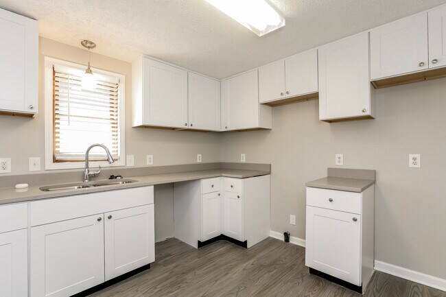 Building Photo - 5340 Traditions Rd