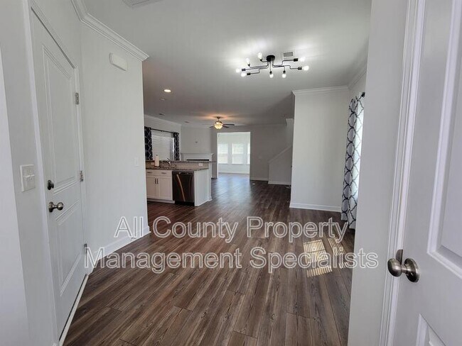 Building Photo - 1171 Bergenfield Ln
