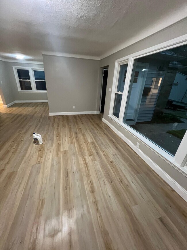 Foto del edificio - 1026 Renfield Rd