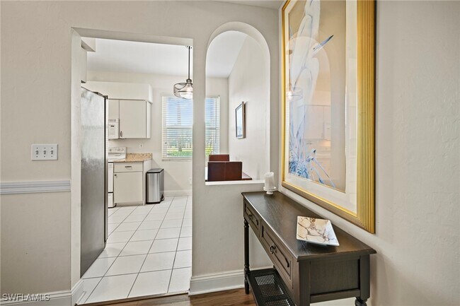 Foto del edificio - 9200 Highland Woods Blvd