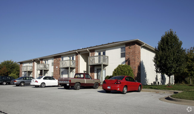 Building Photo - Eaglewood Apartments