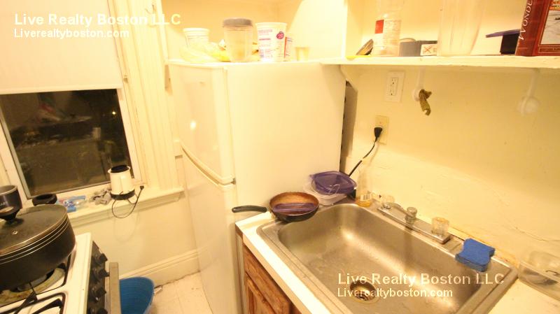 Primary Photo - 1180 Boylston St