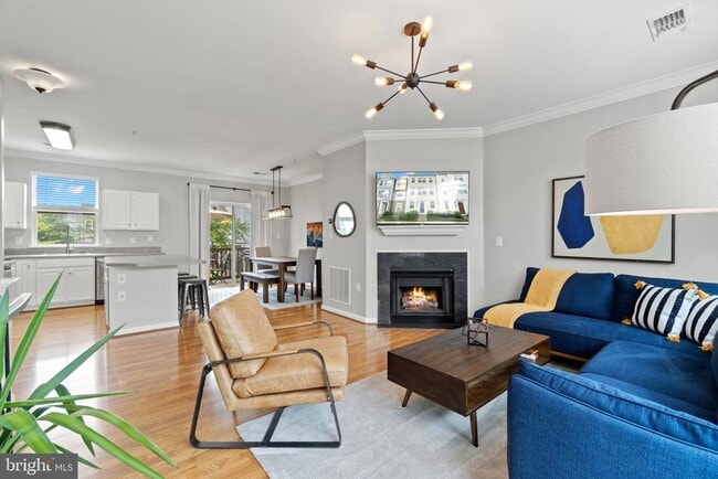 Building Photo - 21796 Kelsey Square