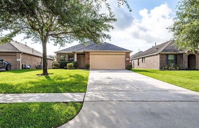 Building Photo - 4606 Pin Oak Creek Ln