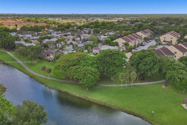 Foto del edificio - 10540 SW 154th Ct