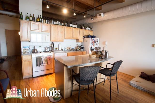 Building Photo - 1250 W Van Buren St