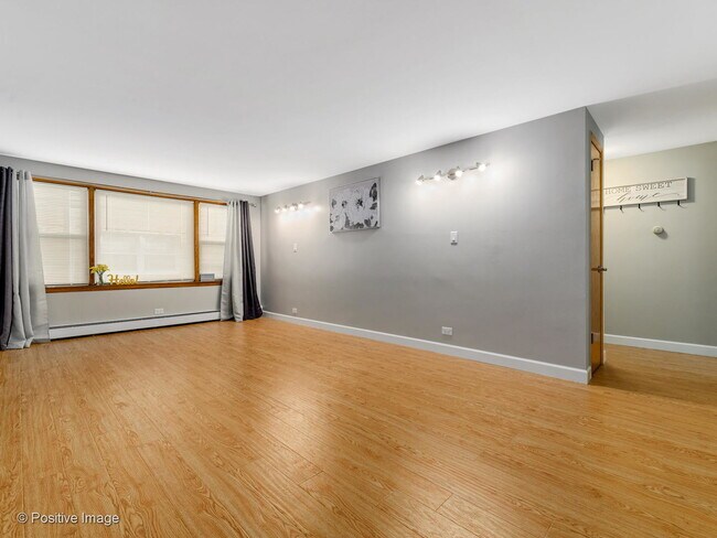 Building Photo - 4928 N Lester Ave