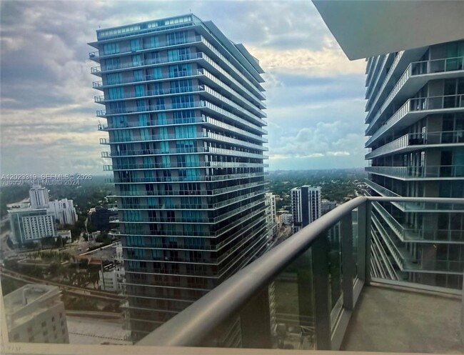 Building Photo - 1100 S Miami Ave