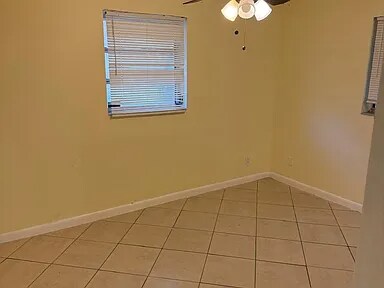 Foto del edificio - 4214 SW 49th Ct