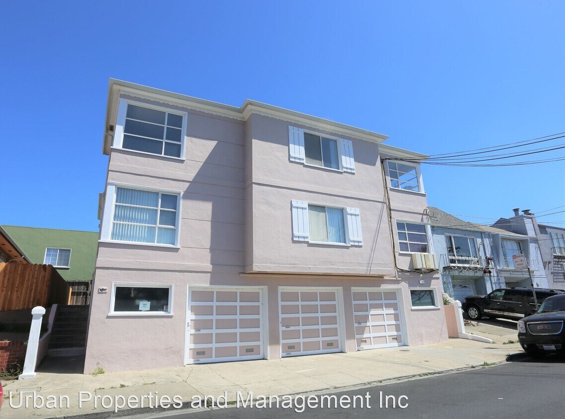 Primary Photo - 1 br, 1 bath House - 143 Castle Street #5