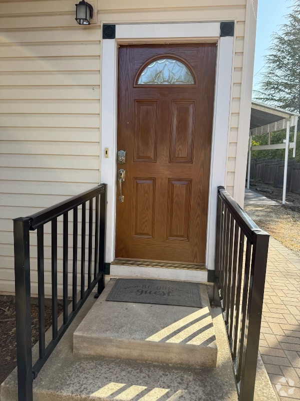 Building Photo - 27181 Adonna Ct