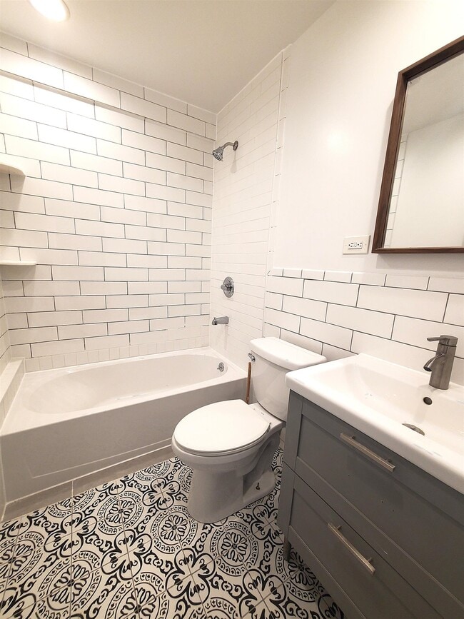 Building Photo - 119 64th St