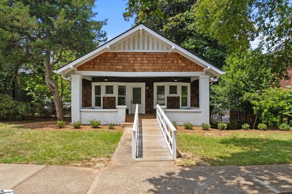 Foto principal - 3 Whitsett St