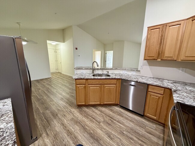 Foto del edificio - 3203 E Brookmyer Dr