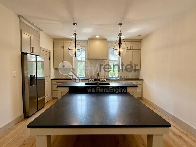 Foto del edificio - 1072 Amelia Ct
