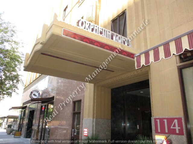 Building Photo - 114 W. Adams Street #307