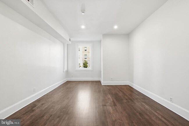 Foto del edificio - 1038 6th St NE