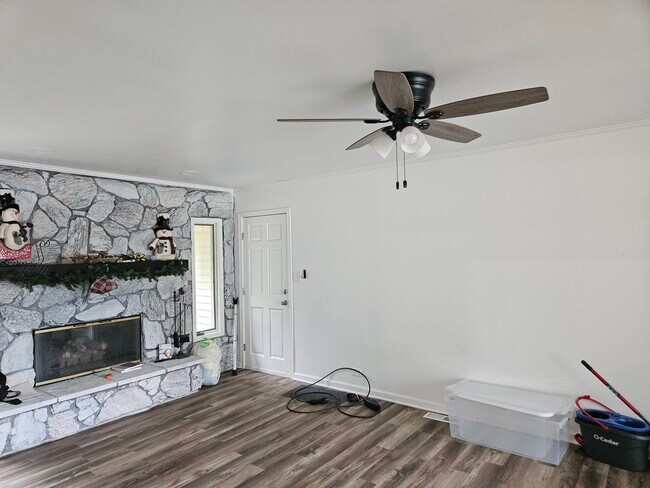 Foto del edificio - 4N055 Robbie Ln