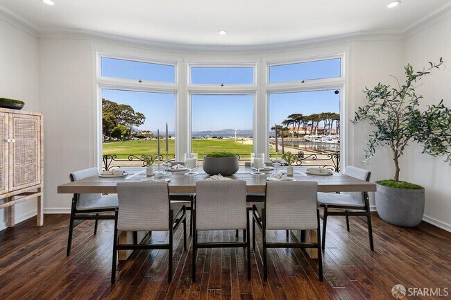 Foto del edificio - 805 Marina Blvd